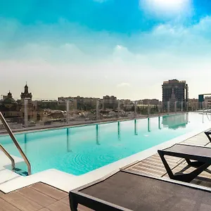 Giralda Center **** Sewilla